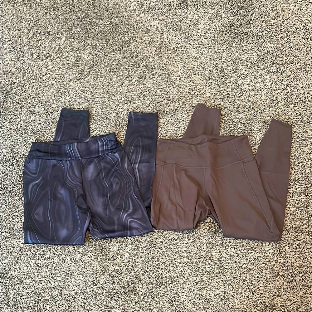 Women’s medium Amazon leggings bundle NWOT